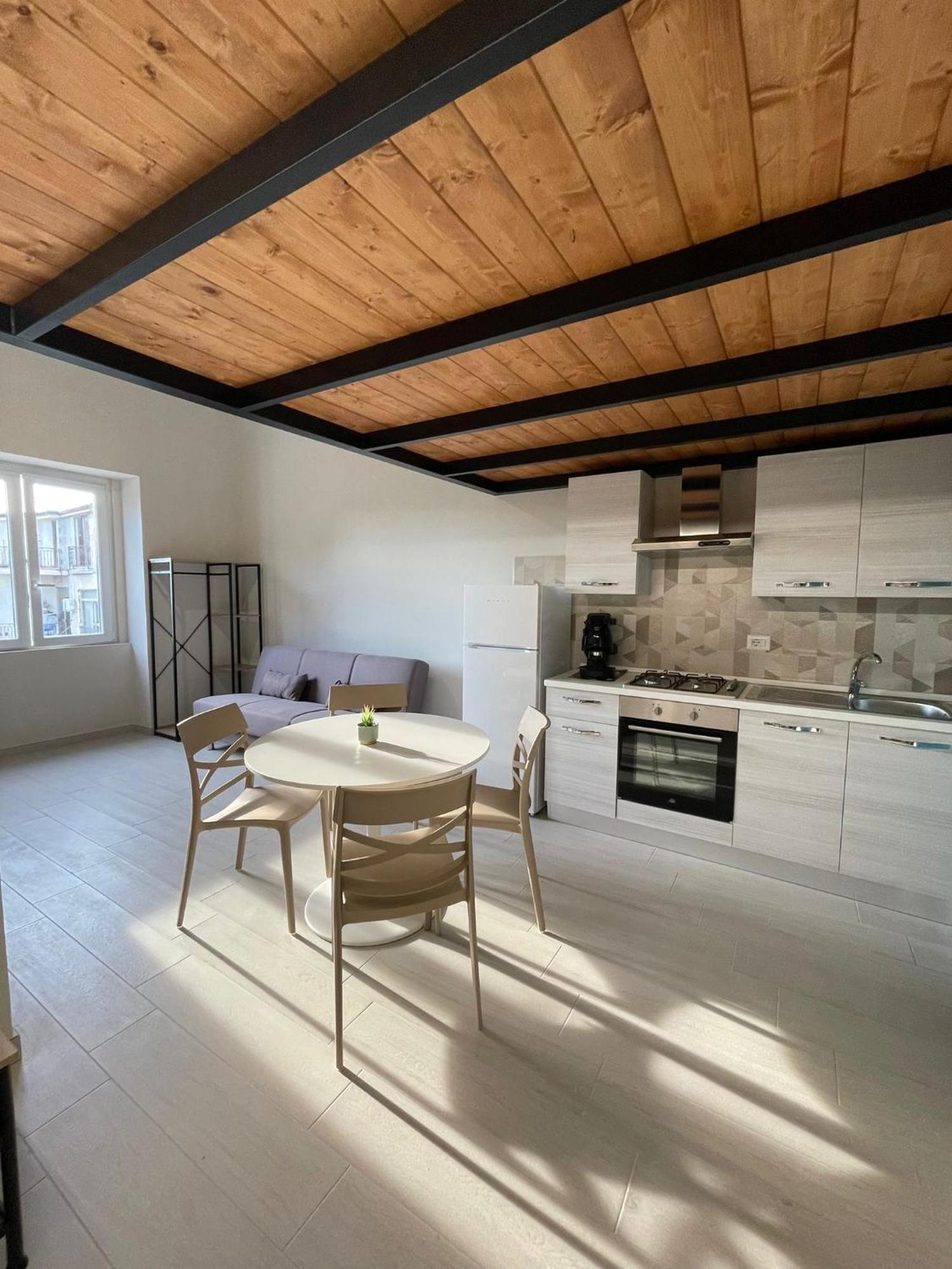 Luma Holiday Homes Мондрагоне Екстериор снимка